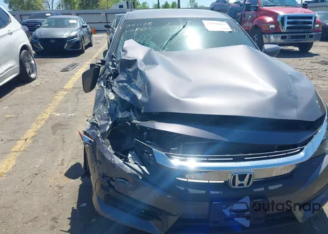2018 Honda Civic Lx z USA, uszkodzony, nr VIN 2HGFC2F52JH559113